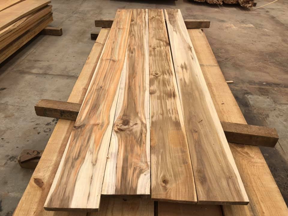 MADERA TEKA
